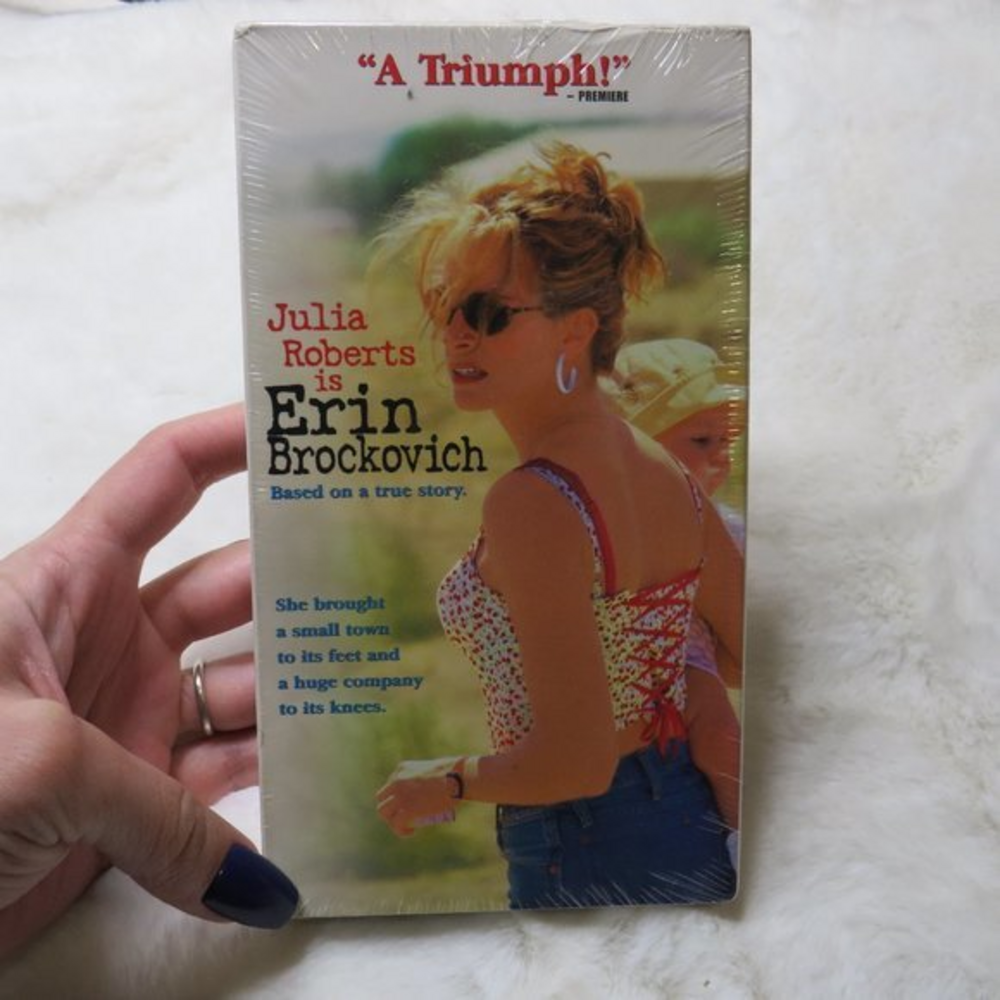NEW/SEALED VHS TAPE - ERIN BROCKOVICH - JULIA‎ ROBERTS (2000)